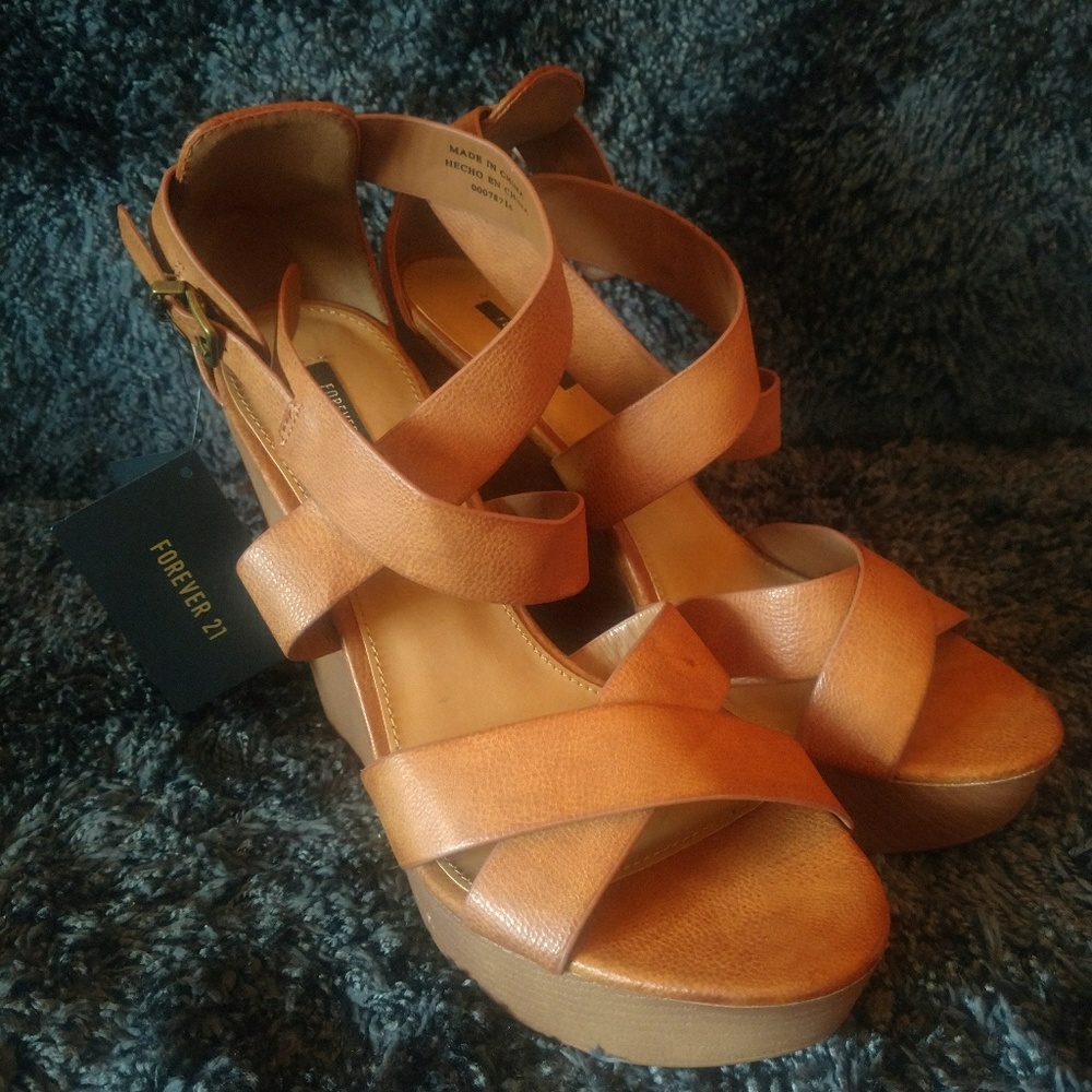 NWT Forever 21 High Wedges